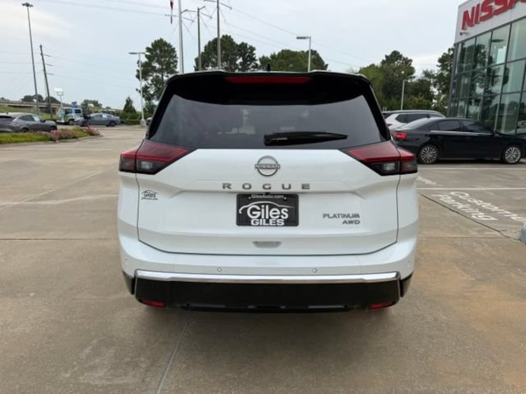New 2026 Nissan Rogue Platinum SUV
