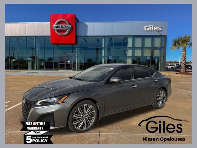 2025 Nissan Altima Sedan 