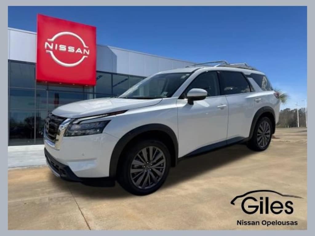 Used 2025 Nissan Pathfinder SL SUV