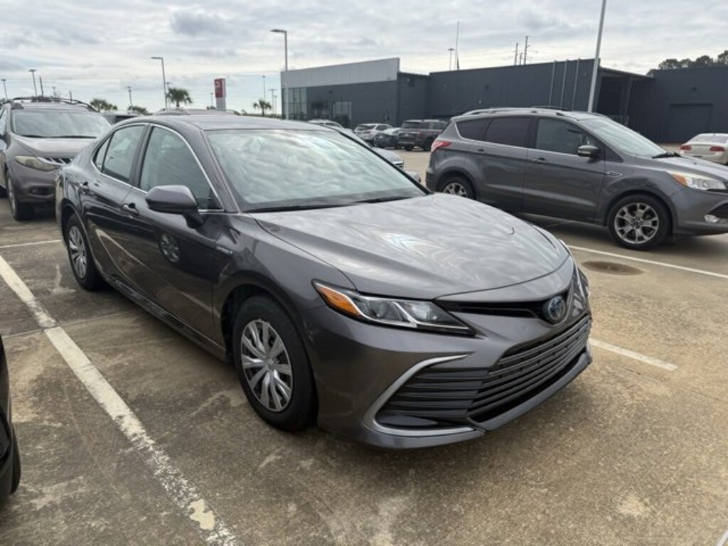 Used 2021 Toyota Camry Hybrid LE Sedan