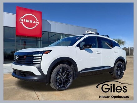 2026 Nissan Kicks SR SUV