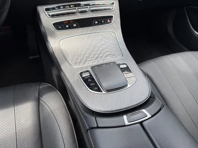2022 Mercedes-Benz E-Class E350 - Photo 16