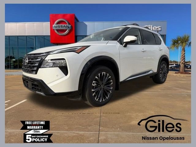 2026 Nissan Rogue Platinum's photo