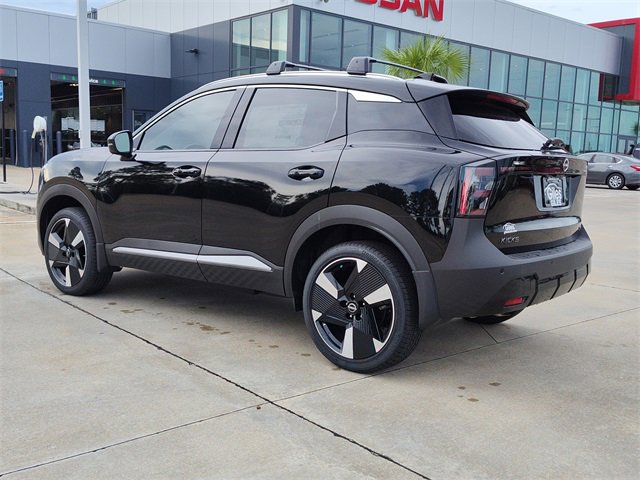 2025 Nissan Kicks SR photo 2