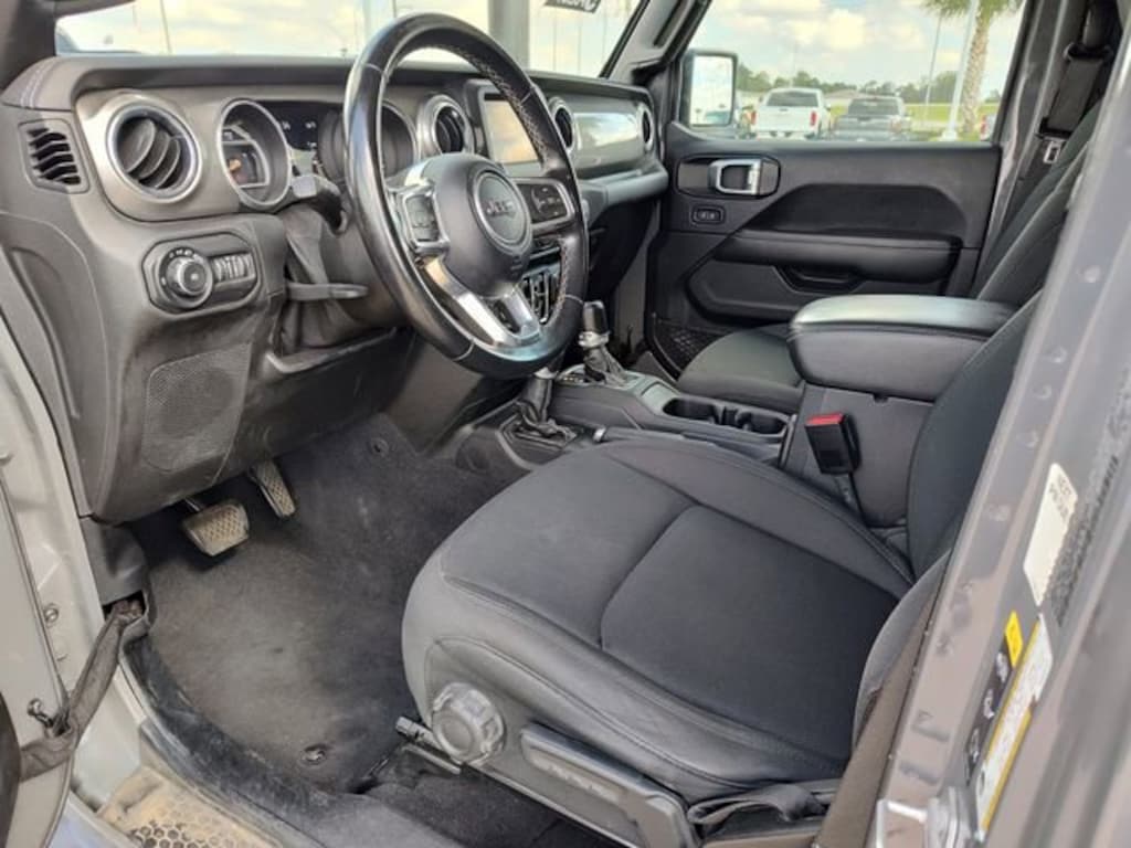 Used 2021 Jeep Wrangler Unlimited Sahara SUV