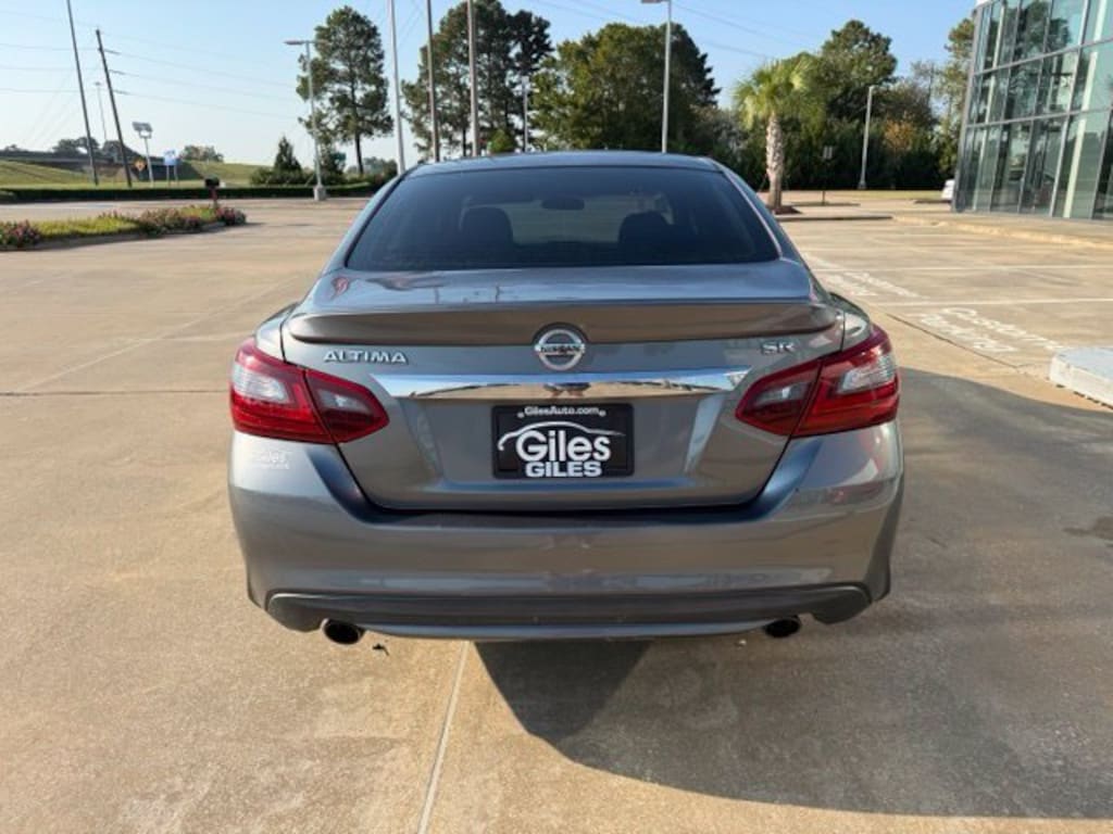 Used 2017 Nissan Altima 2.5 SR Sedan