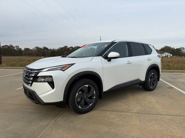 2026 Nissan Rogue SV's photo