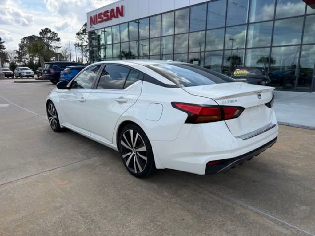 Used 2019 Nissan Altima 2.5 SR Sedan