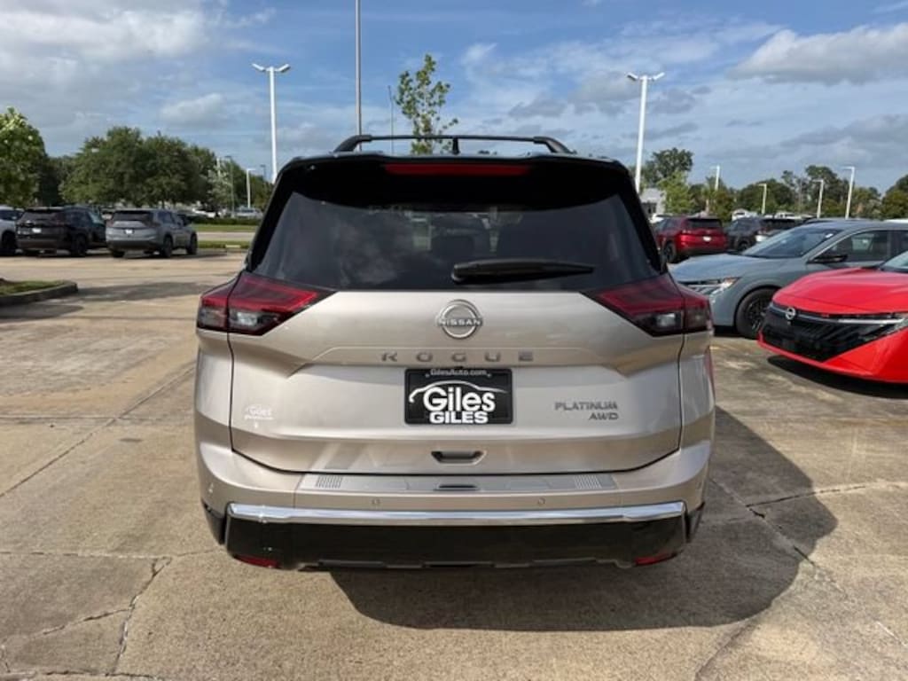 New 2026 Nissan Rogue Platinum SUV
