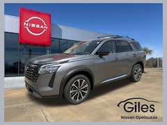 2026 Nissan Pathfinder Platinum SUV