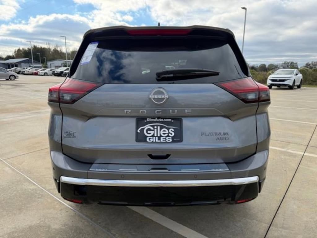 New 2026 Nissan Rogue Platinum SUV