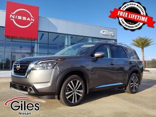 2025 Nissan Pathfinder Platinum SUV