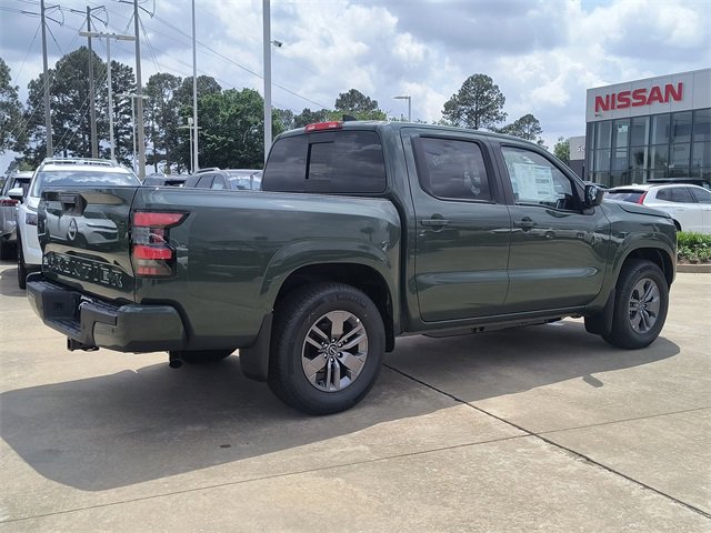 2025 Nissan Frontier SV photo 4