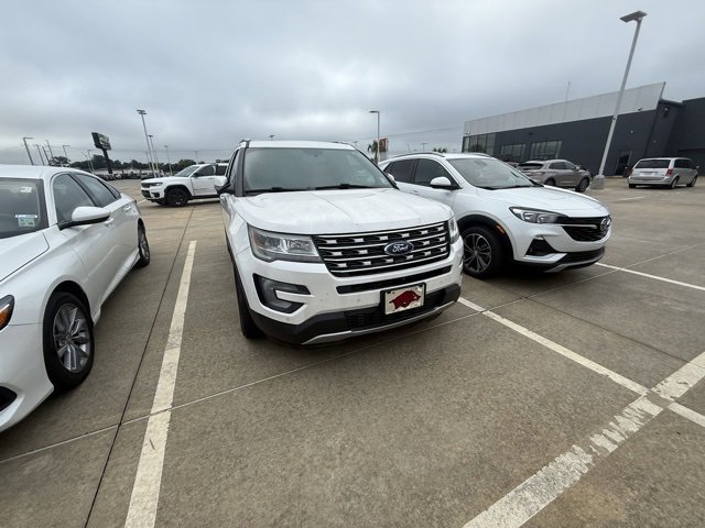2017 Ford Explorer Limited photo 2