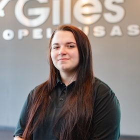 Staff member Tobi Hicks from ID_c4c7697d7bde