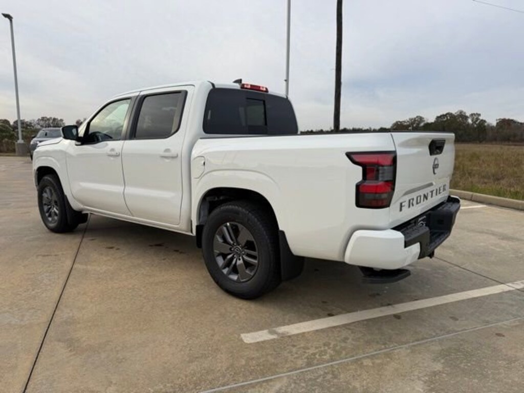 New 2026 Nissan Frontier SV Truck Crew Cab