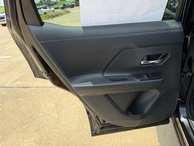 2026 Nissan KICKS SR - Photo 15