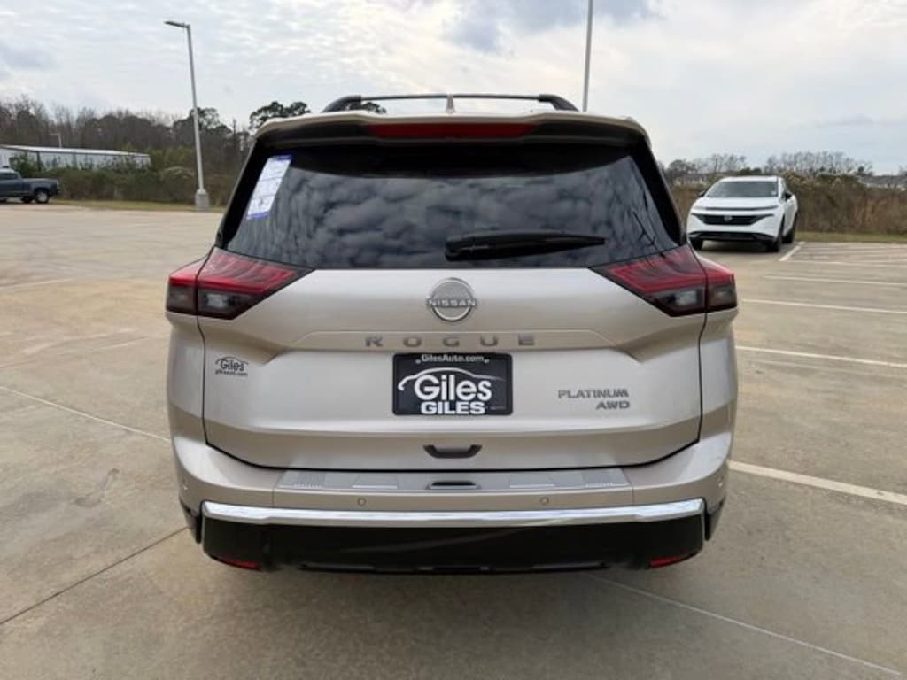 New 2026 Nissan Rogue Platinum SUV