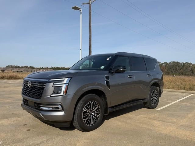 2025 Nissan Armada SL's photo
