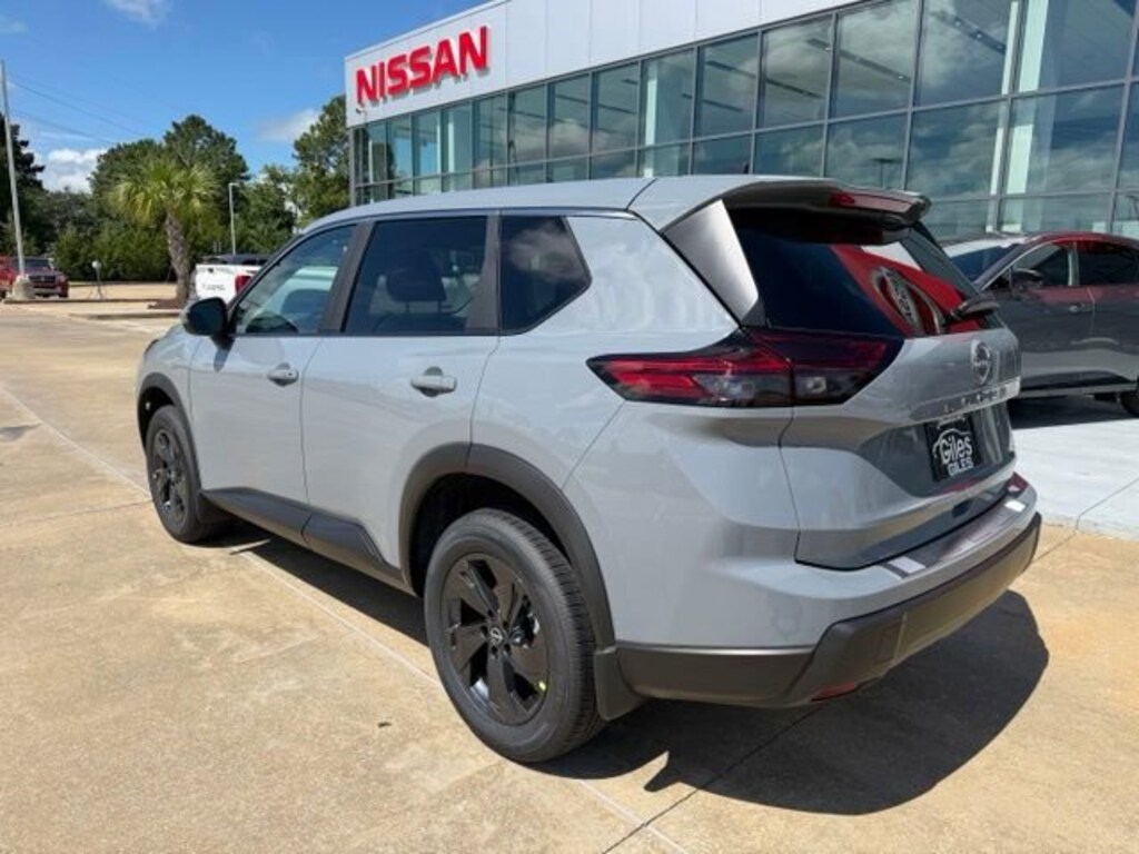 New 2026 Nissan Rogue SV SUV