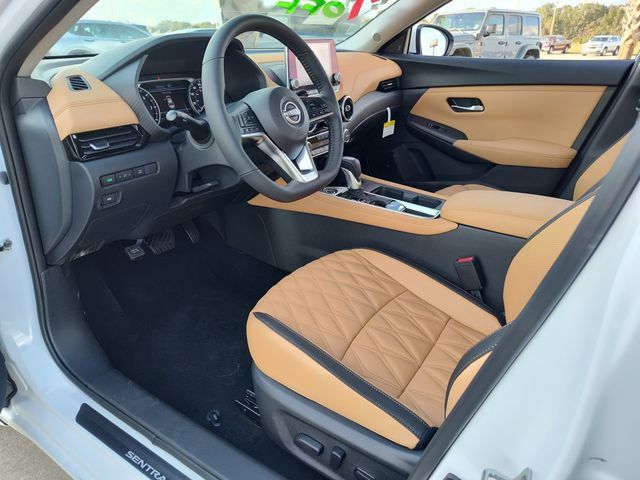 2025 Nissan Sentra SV photo 2