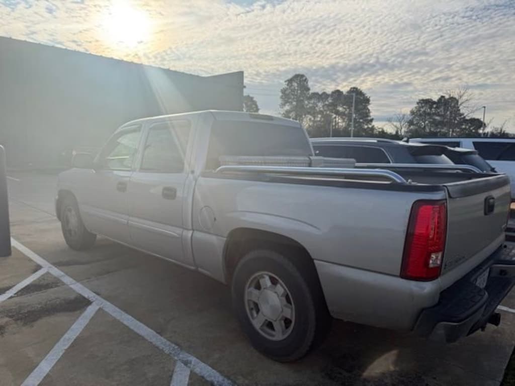Used 2006 GMC Sierra 1500 Truck Crew Cab