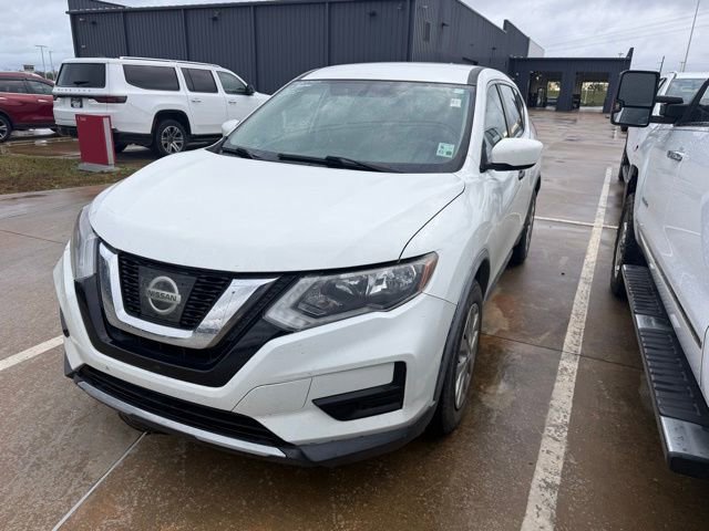 2017 Nissan Rogue S's photo