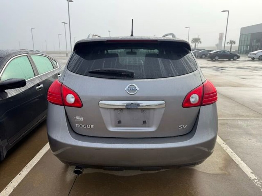 Used 2013 Nissan Rogue SV SUV