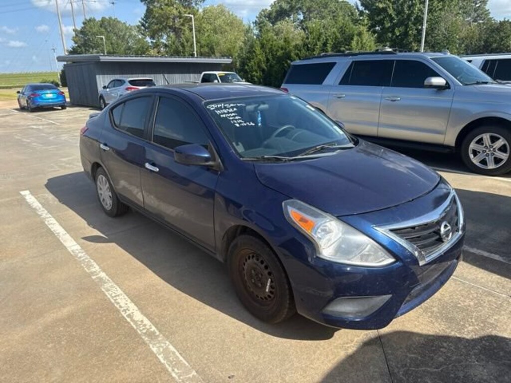 Used 2018 Nissan Versa 1.6 SV Sedan
