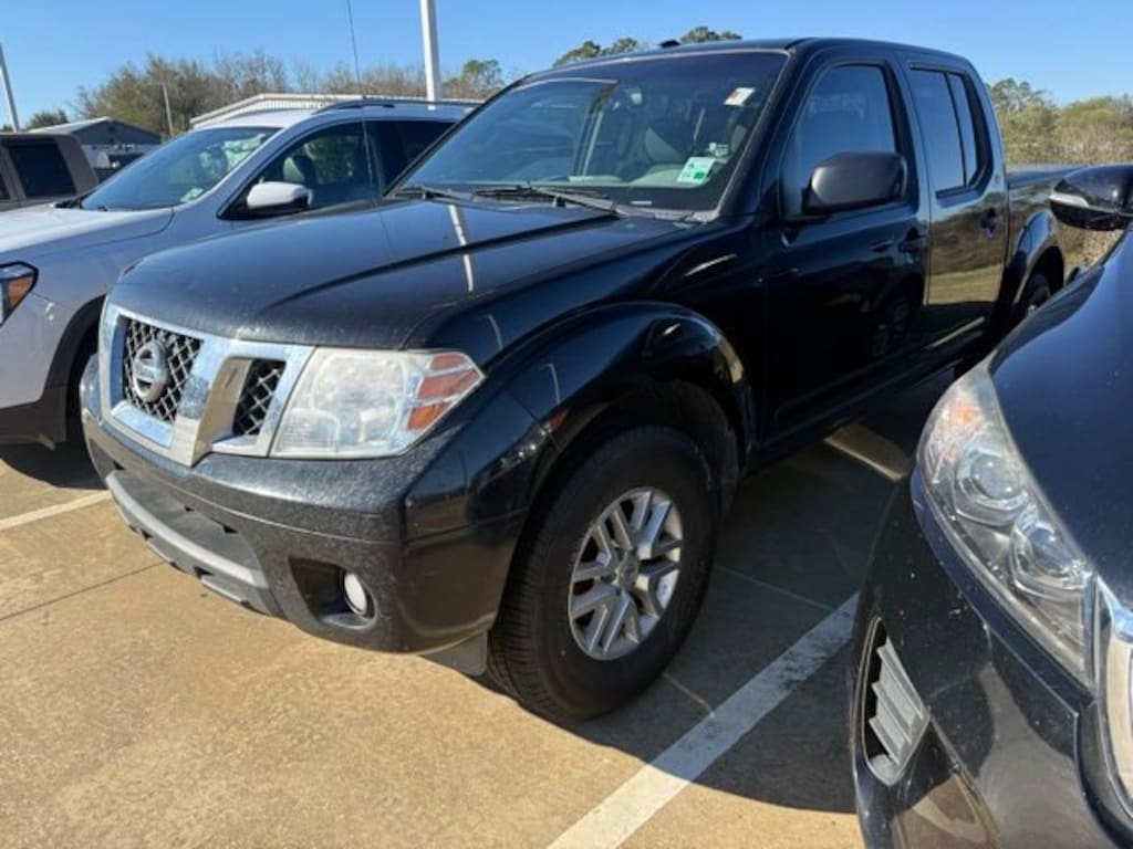 Used 2015 Nissan Frontier SV Truck Crew Cab