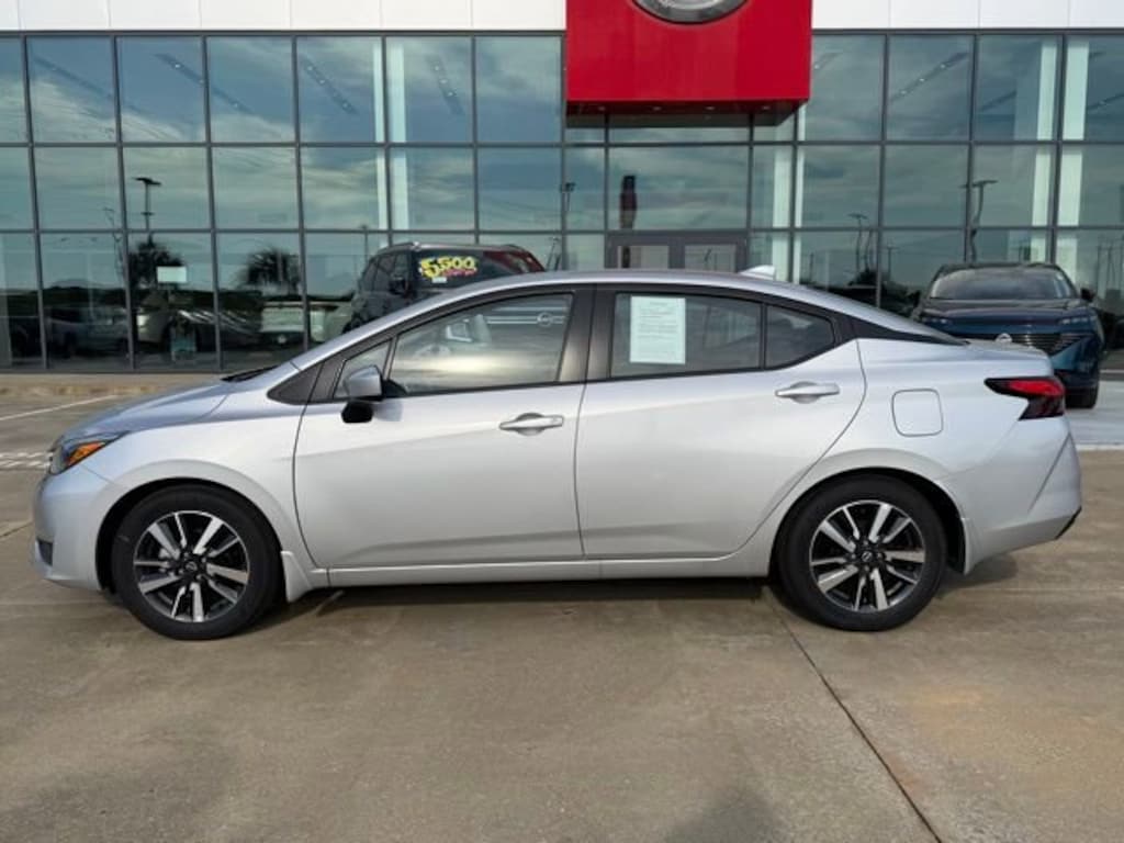 Used 2025 Nissan Versa 1.6 SV Sedan