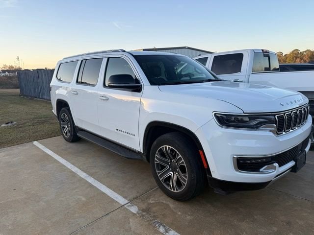 2024 Jeep Wagoneer L Series II's photo