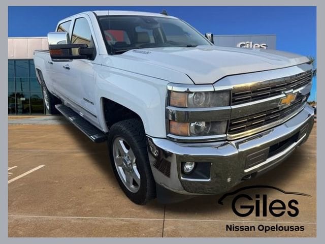 2015 Chevrolet Silverado 2500HD LTZ's photo