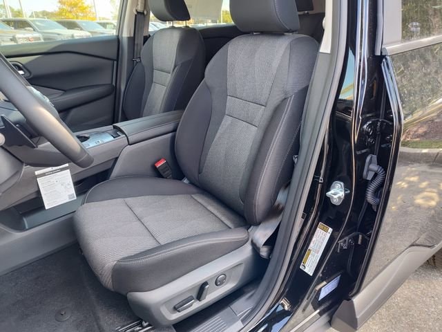 2026 Nissan Rogue SV - Photo 6