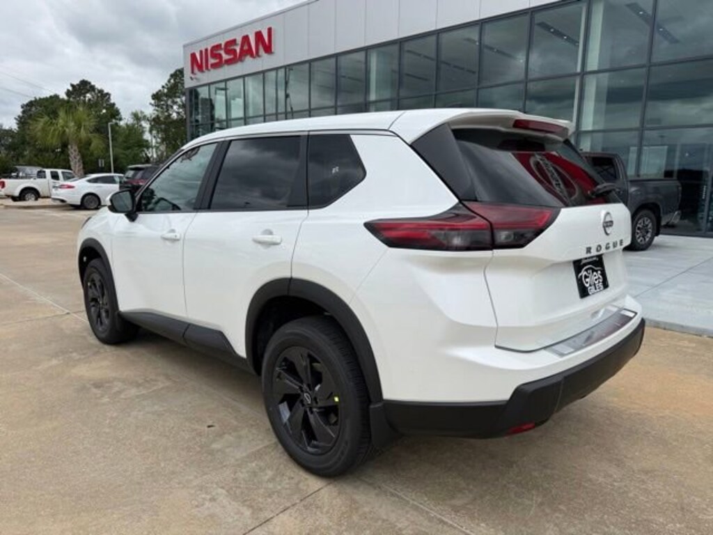 New 2026 Nissan Rogue SV SUV