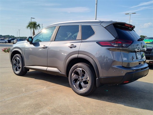 2026 Nissan Rogue SV photo 2