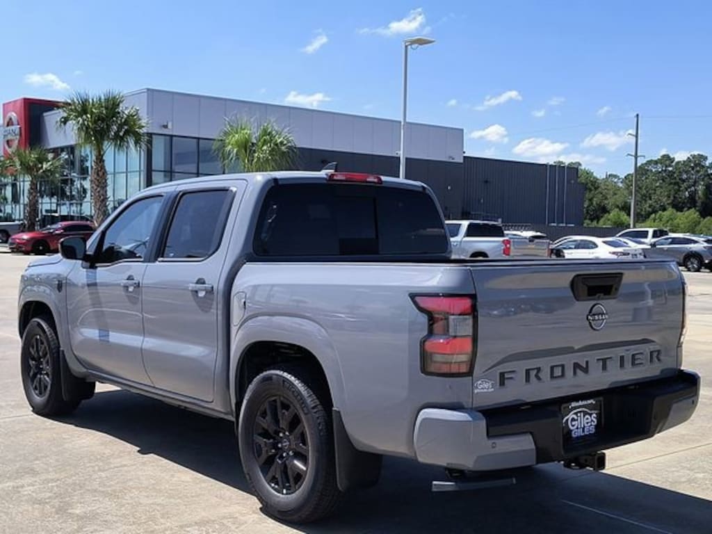New 2026 Nissan Frontier SV Truck Crew Cab