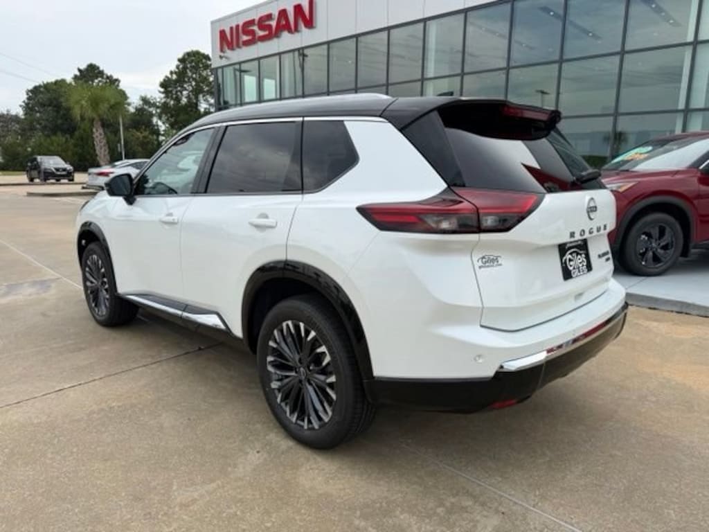 New 2026 Nissan Rogue Platinum SUV