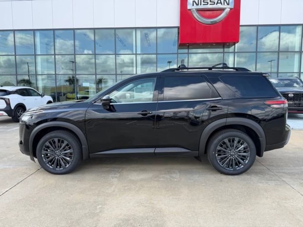 New 2026 Nissan Pathfinder SL SUV