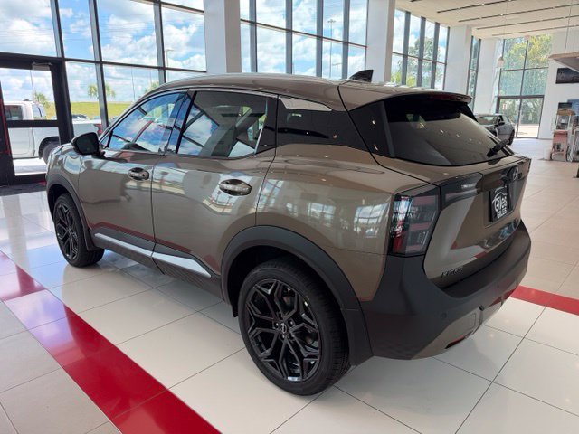 New 2027 Nissan Kicks SR SUV