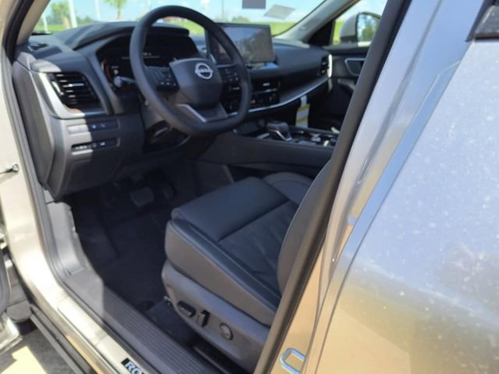 New 2026 Nissan Rogue Platinum SUV