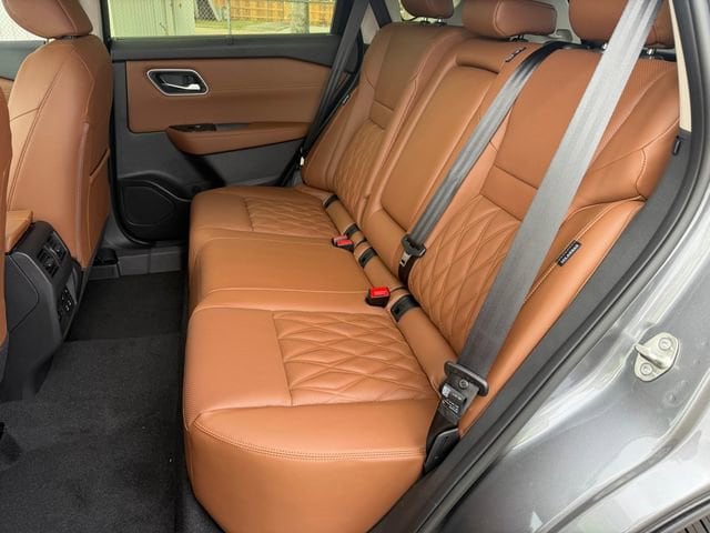 2026 Nissan Rogue Platinum - Photo 14