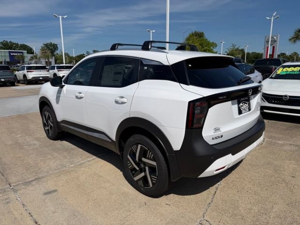 New 2026 Nissan Kicks SV SUV