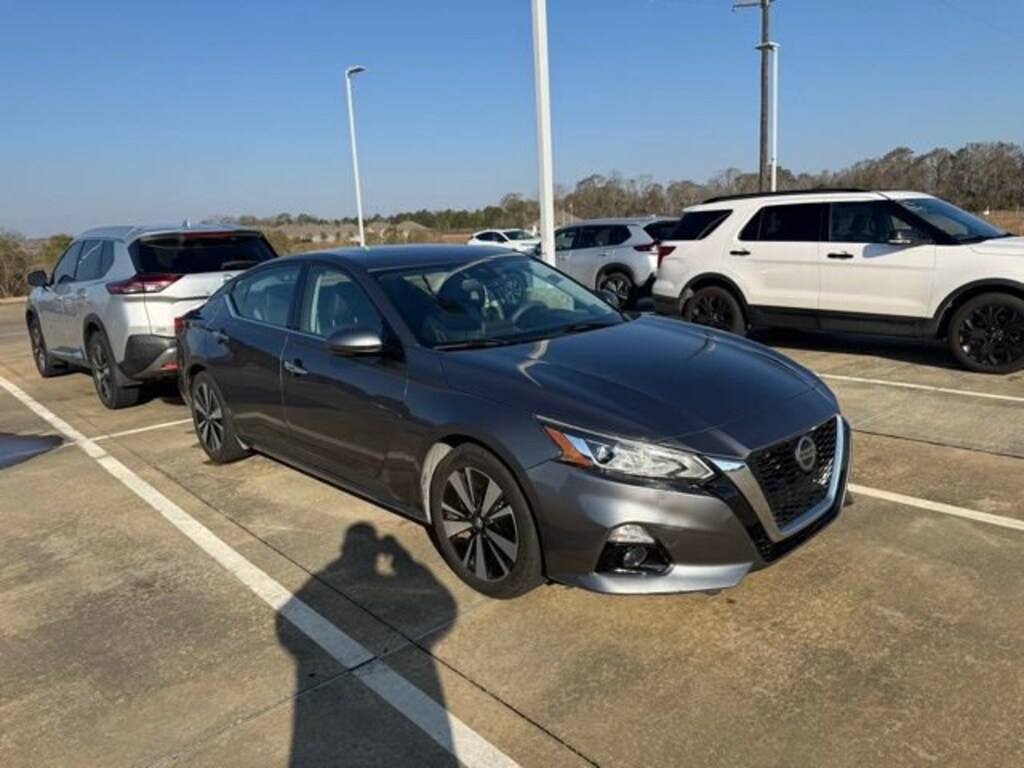 Used 2019 Nissan Altima 2.5 SL Sedan