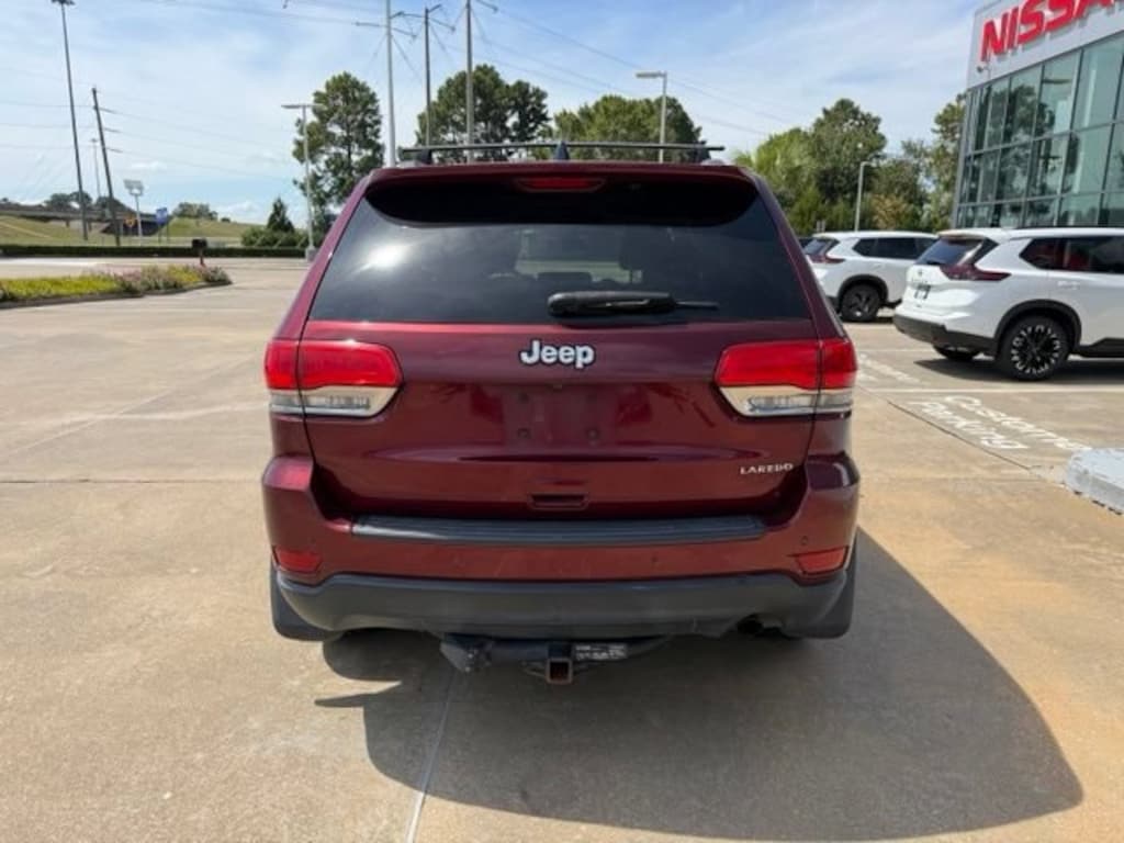 Used 2017 Jeep Grand Cherokee Laredo RWD SUV