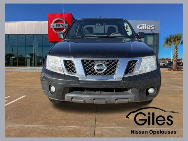 2015 Nissan Frontier SV's photo