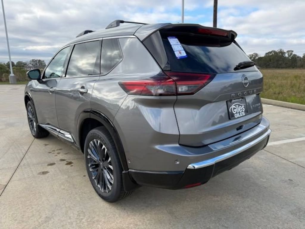 New 2026 Nissan Rogue Platinum SUV