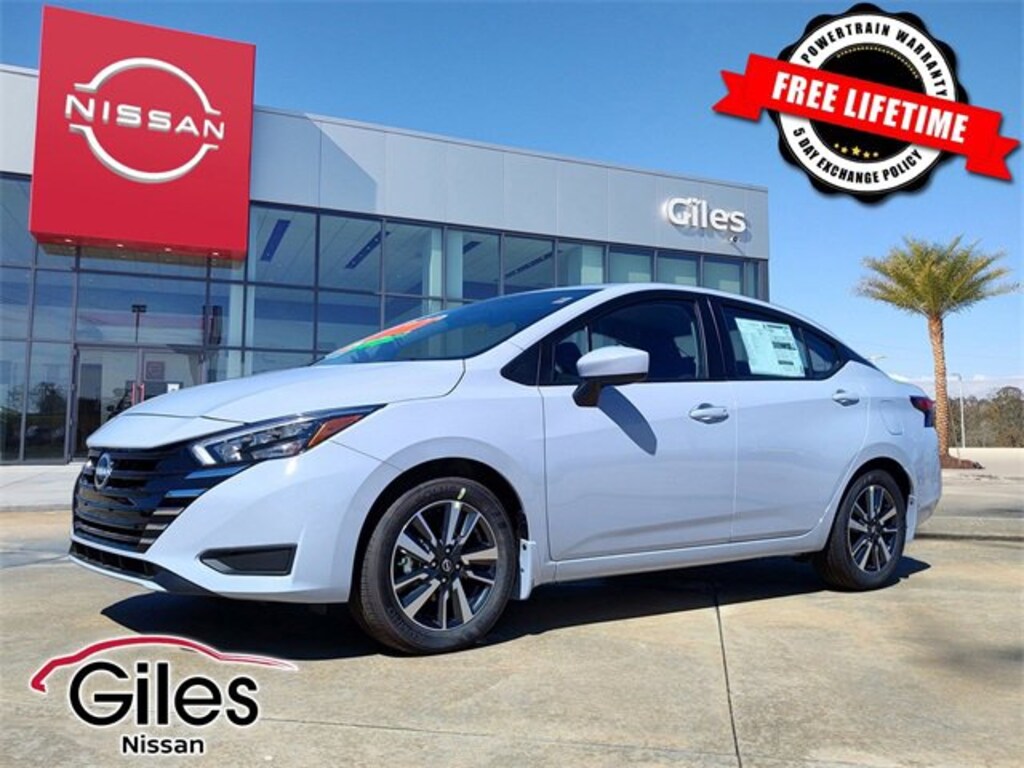 New 2025 Nissan Versa 1.6 SV Sedan