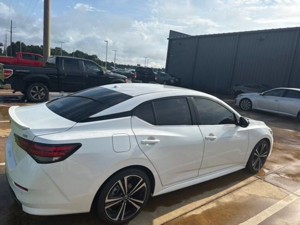 Used 2022 Nissan Sentra SR Sedan