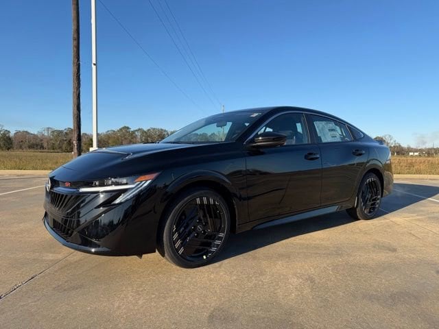 2026 Nissan Sentra SR's photo